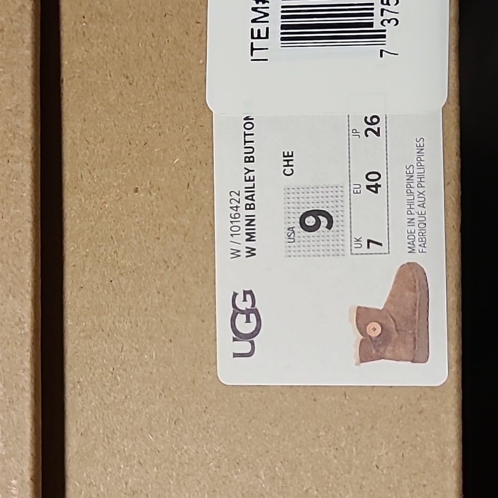 UGG mini bailey button chestnut/ tan, size 8 or 9, new in box - Picture 7 of 13